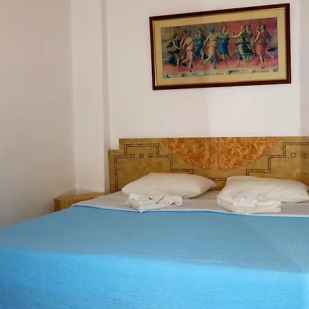 Hotel Museum Wellness Oia (Santorini)