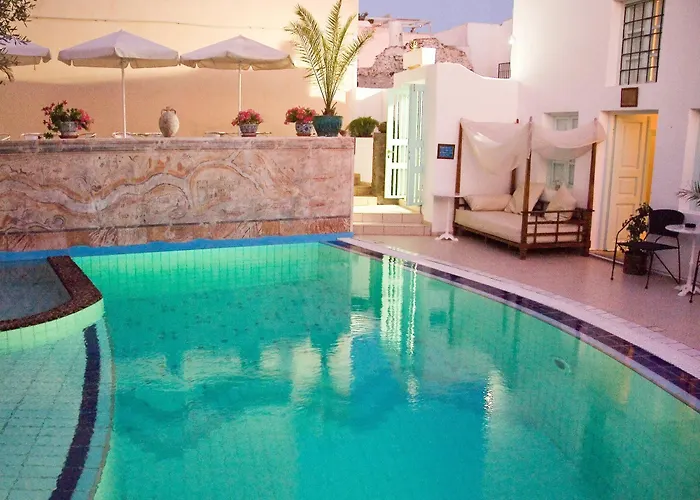 Museum Wellness 4* Oia (Santorini)