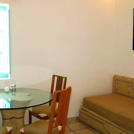 Museum Wellness 4* Ía