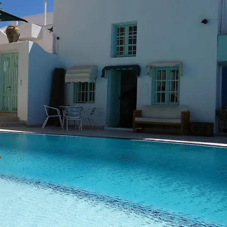 Museum Wellness 4* Oia (Santorini)