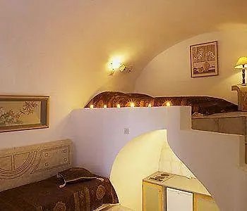 Museum Wellness فندق أويا